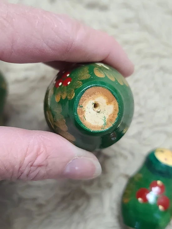 Green Russian Matryoshka Doll Holiday Decor, Set Of 4 Nesting Dolls - Picture 2 of 8